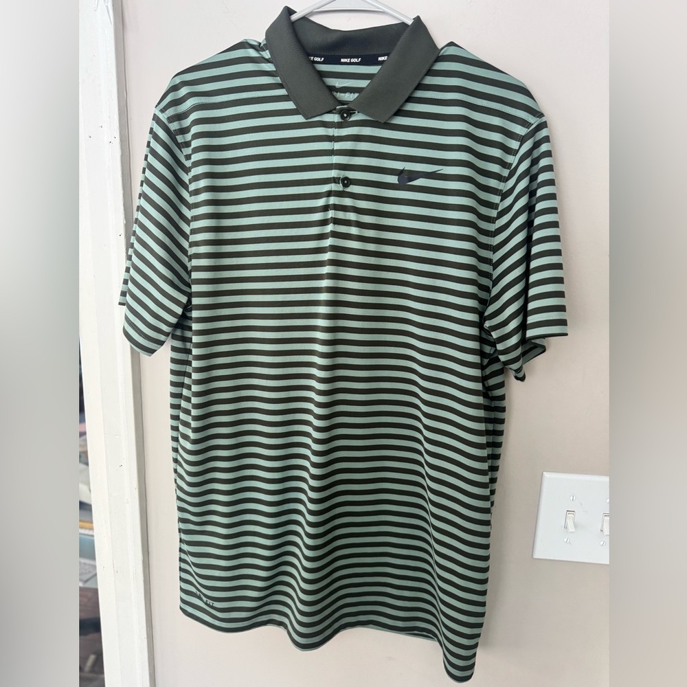 Nike Dri-FIT Victory Striped Golf Polo – Men’s Medium - Picture 6 of 10